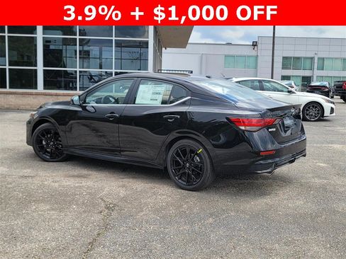 New 2025 Nissan Sentra SR w/ Midnight Edition image 5