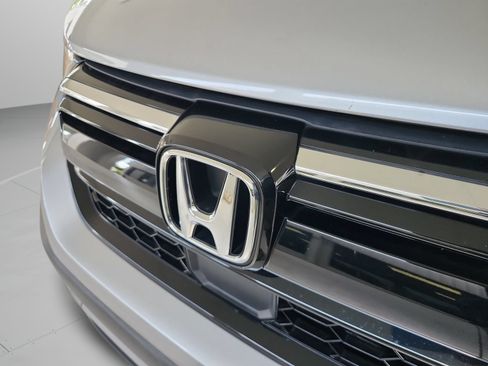 Used 2020 Honda CR-V LX image 28