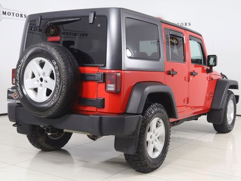 Used 2017 Jeep Wrangler Unlimited Sport w/ Quick Order Package 24S AWD/4WD image 3