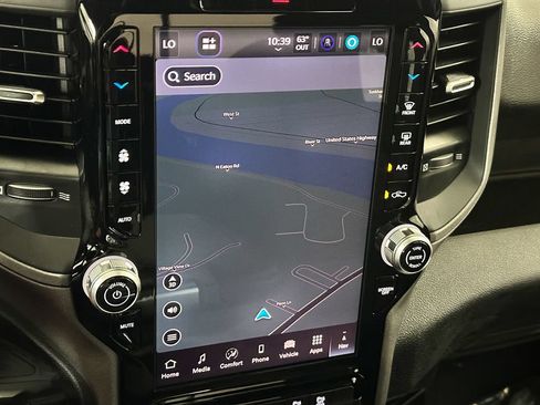 New 2026 RAM 2500 Tradesman AWD/4WD image 33