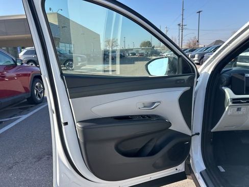 New 2026 Hyundai Tucson Limited image 11