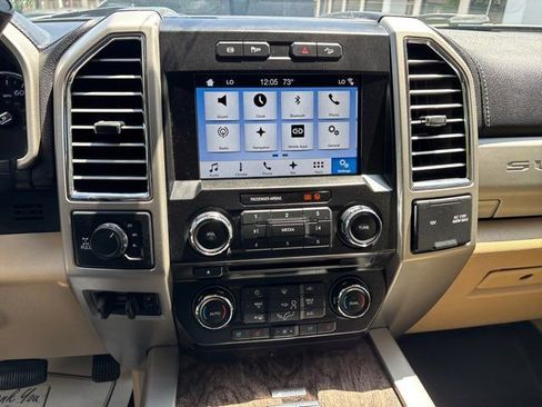 Used 2017 Ford F250 Lariat w/ Chrome Package AWD/4WD image 30