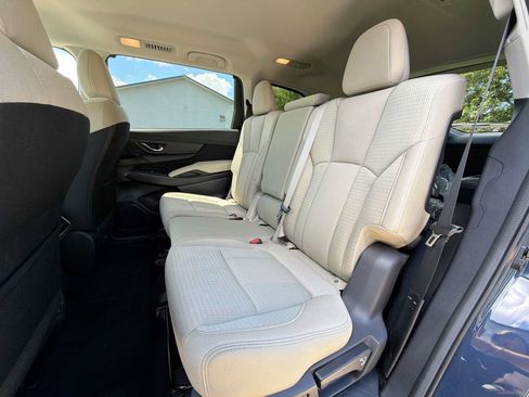 Certified 2023 Subaru Ascent Premium w/ Convenience Package AWD/4WD image 16
