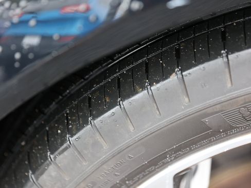 Used 2022 Ford Mustang Mach-E Premium image 11