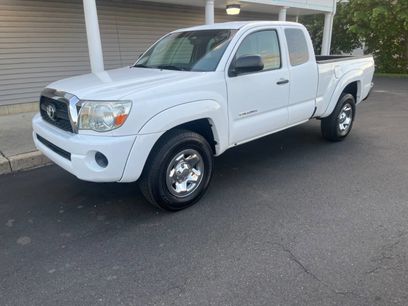 Used 2011 Toyota Tacoma 4x4 Access Cab w/ SR5 Pkg #2