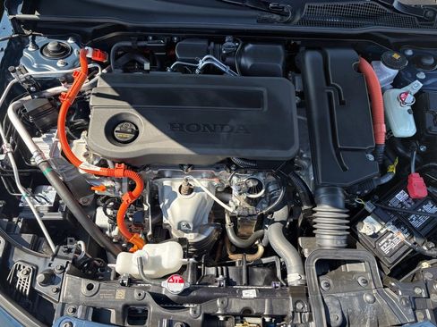 Certified 2025 Honda Civic Sport Touring image 32