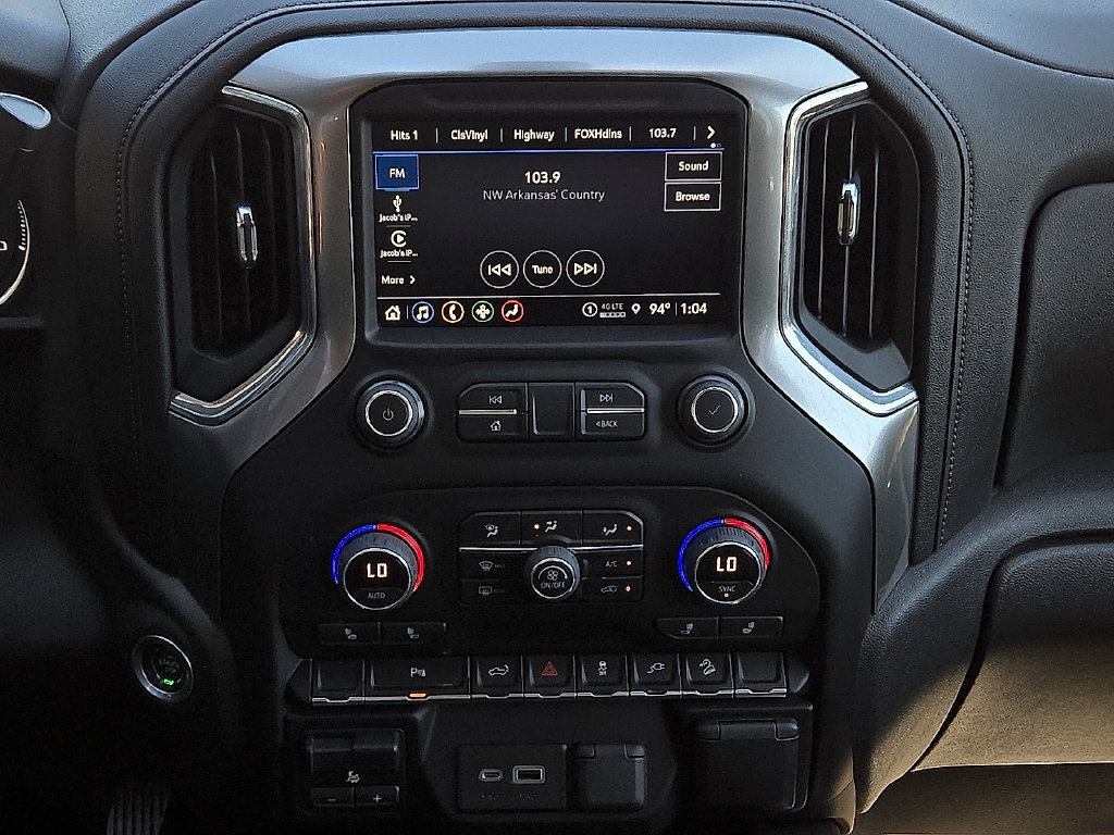 Used 2022 Chevrolet Silverado 1500 LT Trail Boss w/ LT Trail Boss Premium Package AWD/4WD image 11