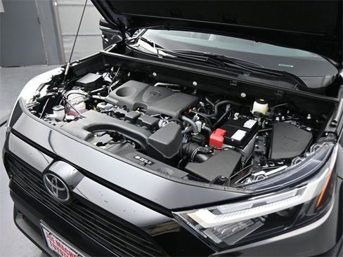New 2025 Toyota RAV4 XLE image 10