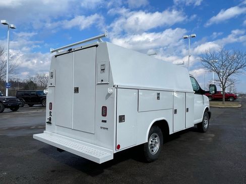 New 2026 Chevrolet Express 3500 w/ Power Convenience Package image 3