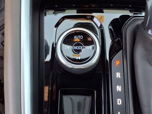 Used 2023 Chevrolet Colorado ZR2 w/ ZR2 Convenience Package III image 25