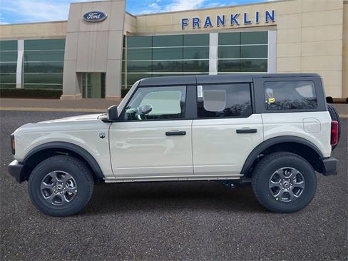 New 2025 Ford Bronco Big Bend image 4