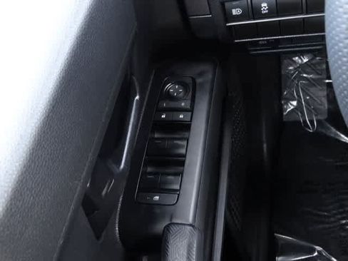 Used 2025 Toyota Tacoma SR5 image 40