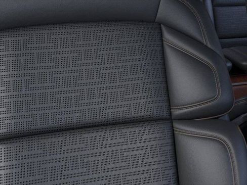 New 2026 Lincoln Navigator L Black Label AWD/4WD image 16