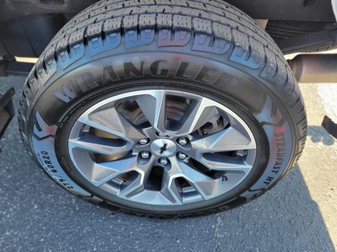 Certified 2020 Chevrolet Silverado 1500 RST w/ All-Star Edition image 37