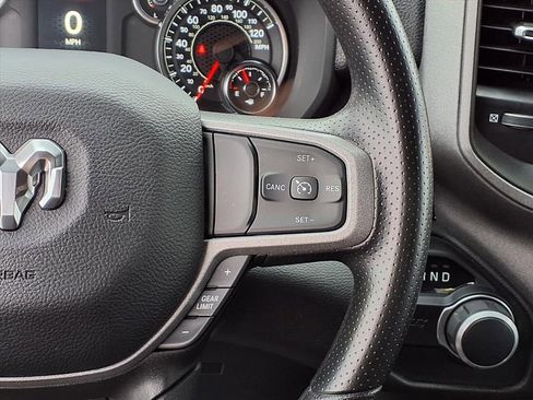 Used 2024 RAM 2500 Tradesman w/ Chrome Appearance Group image 18