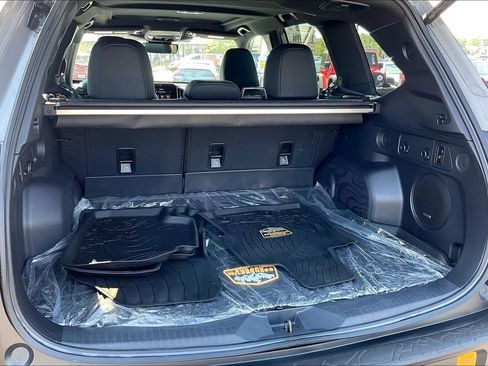 Certified 2026 Subaru Forester Wilderness w/ Wilderness Package AWD/4WD image 31