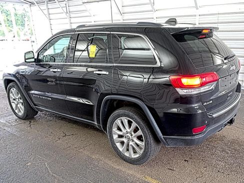 Used 2017 Jeep Grand Cherokee Limited w/ Trailer Tow Group IV AWD/4WD image 2
