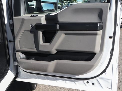Used 2020 Ford F550 2WD Regular Cab Super Duty image 37