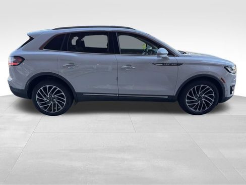 Used 2019 Lincoln Nautilus Reserve AWD/4WD image 8