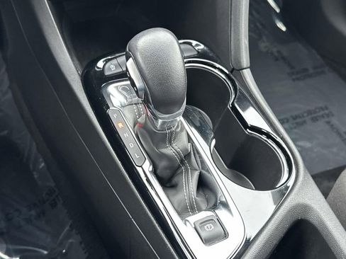 Used 2022 Buick Encore GX Preferred w/ Cold Weather Comfort Package image 26