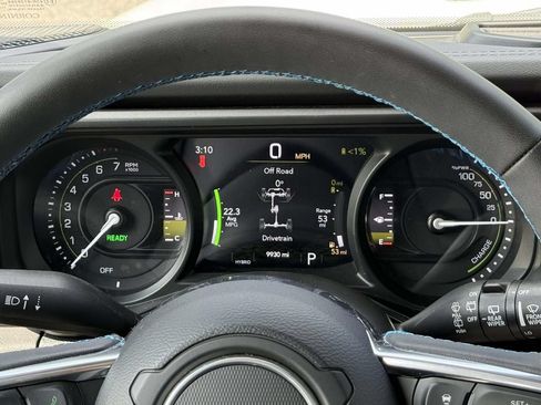 Used 2024 Jeep Wrangler High Altitude AWD/4WD image 20