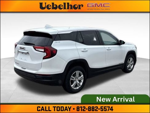 Used 2022 GMC Terrain SLE FWD image 3
