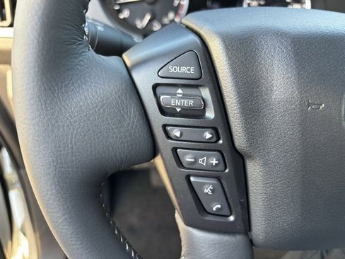 New 2025 Nissan Frontier SV w/ SV Convenience Package image 22