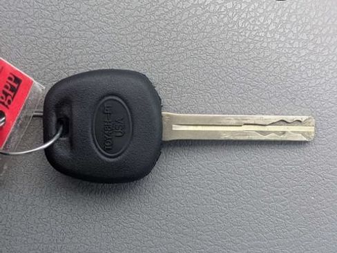 Used 2023 Toyota Camry SE FWD image 31