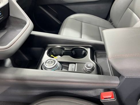 Used 2026 Ford Explorer Active w/ Active Comfort Package AWD/4WD image 17