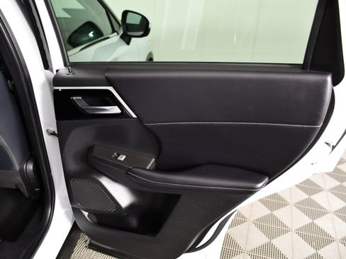 Used 2022 Mitsubishi Outlander SE AWD/4WD image 42