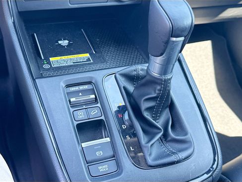 Used 2025 Honda CR-V EX-L image 17