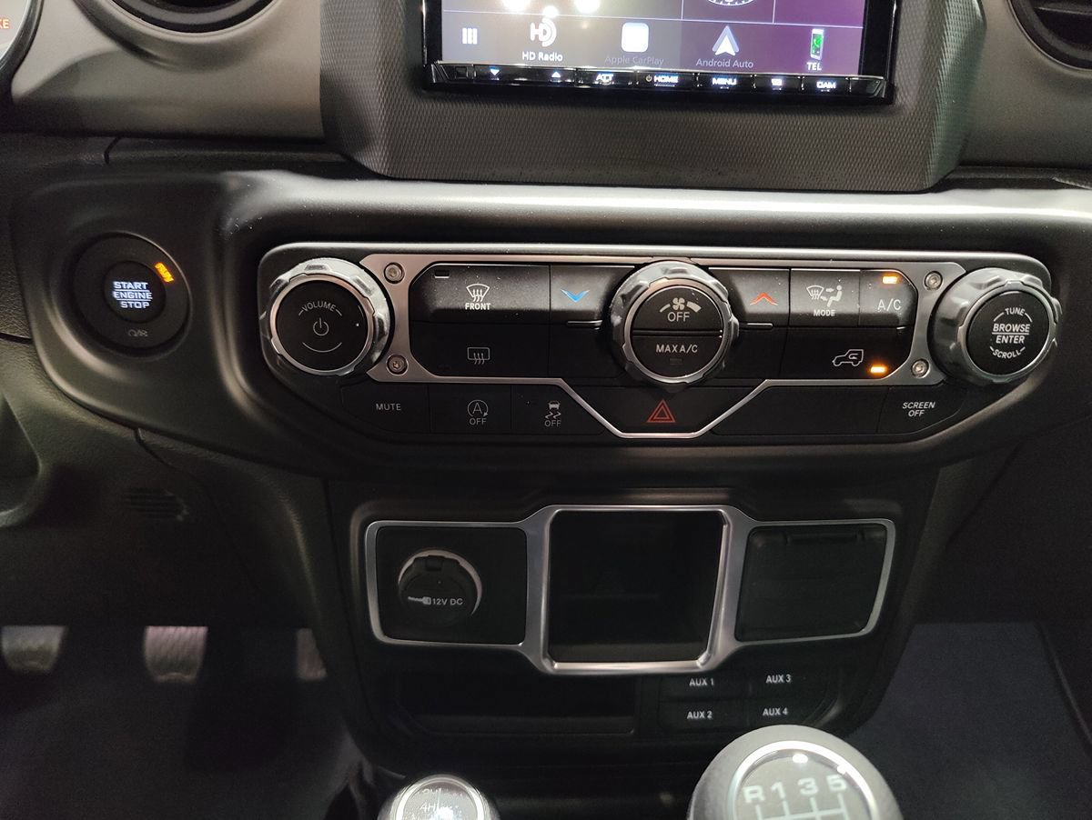 Used 2022 Jeep Wrangler Sport AWD/4WD image 40