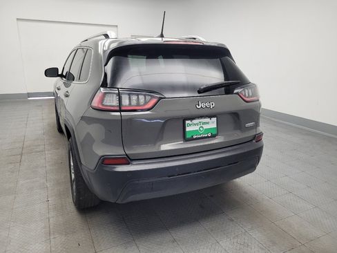 Used 2021 Jeep Cherokee Latitude Plus FWD image 6