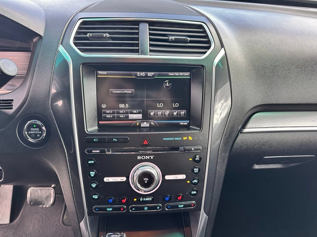 Used 2016 Ford Explorer Sport w/ Equipment Group 401A AWD/4WD image 21