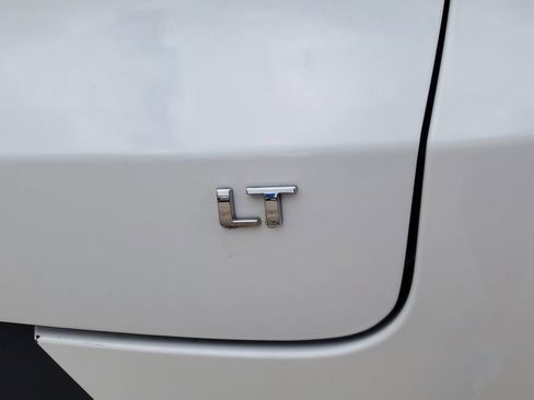 Used 2025 Chevrolet TrailBlazer LT AWD/4WD image 7