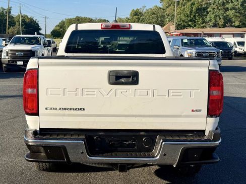 Used 2021 Chevrolet Colorado W/T w/ WT Convenience Package AWD/4WD image 7