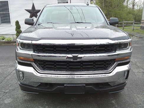 Used 2018 Chevrolet Silverado 1500 LT w/ All Star Edition AWD/4WD image 9