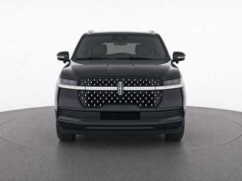 Used 2025 Lincoln Navigator Black Label AWD/4WD image 8