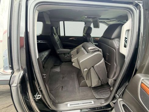 Used 2015 Cadillac Escalade ESV Premium AWD/4WD image 31
