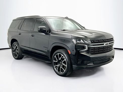 Used 2021 Chevrolet Tahoe RST image 3