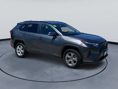 Used 2025 Toyota RAV4 XLE FWD image 10