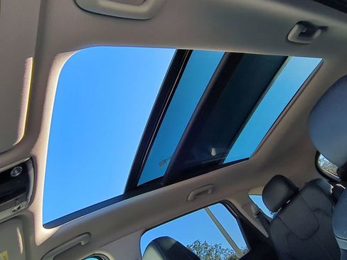 Used 2022 Kia Sorento SX image 21