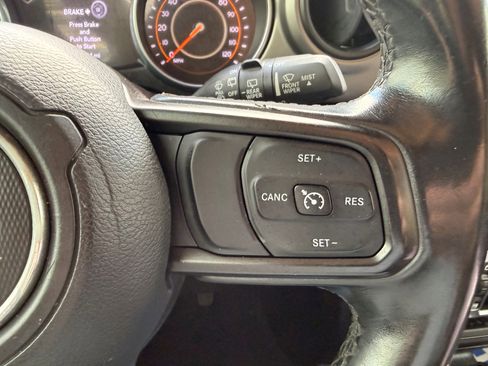 Used 2019 Jeep Wrangler Unlimited Sport S image 18