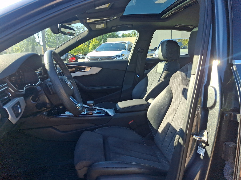 Used 2023 Audi A4 2.0T Premium Plus w/ Premium Plus Package AWD/4WD image 13
