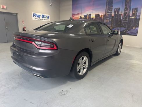 Used 2023 Dodge Charger SXT image 5
