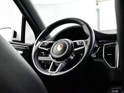 Certified 2018 Porsche Macan GTS AWD/4WD image 20