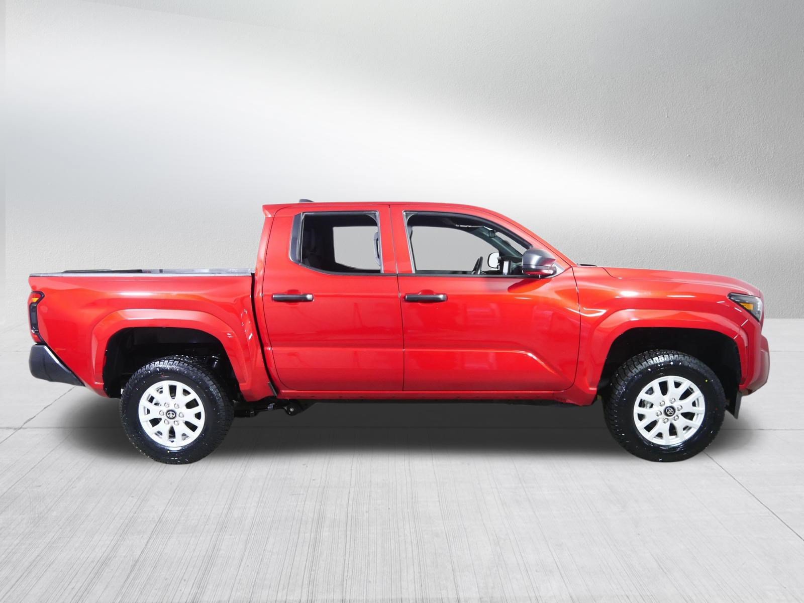 Used 2025 Toyota Tacoma SR AWD/4WD image 8