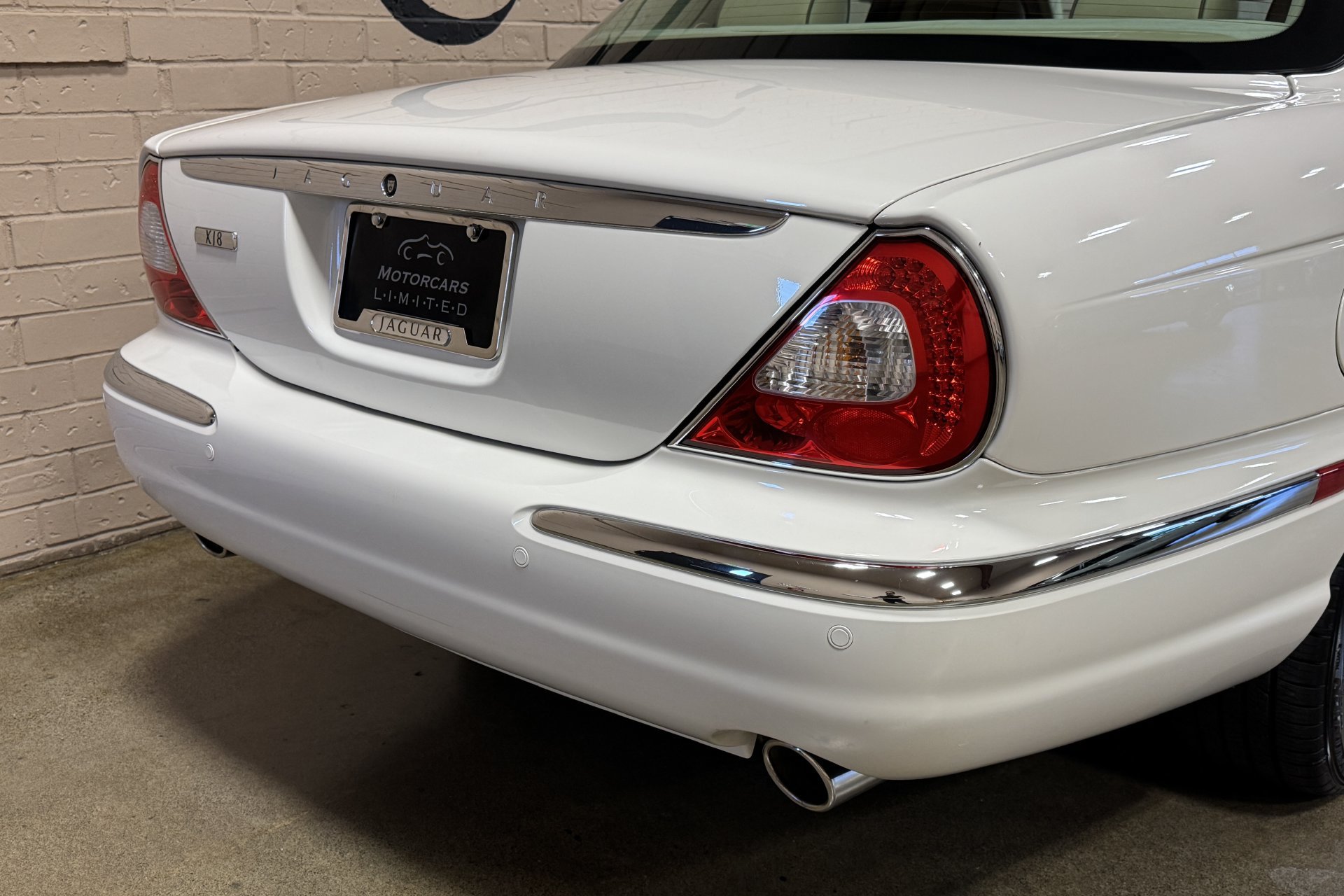 Used 2007 Jaguar XJ8 RWD image 20