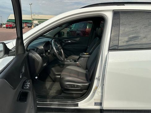 Used 2022 Chevrolet Equinox RS AWD/4WD image 10