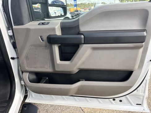 Used 2018 Ford F250 XL w/ Power Equipment Group image 13